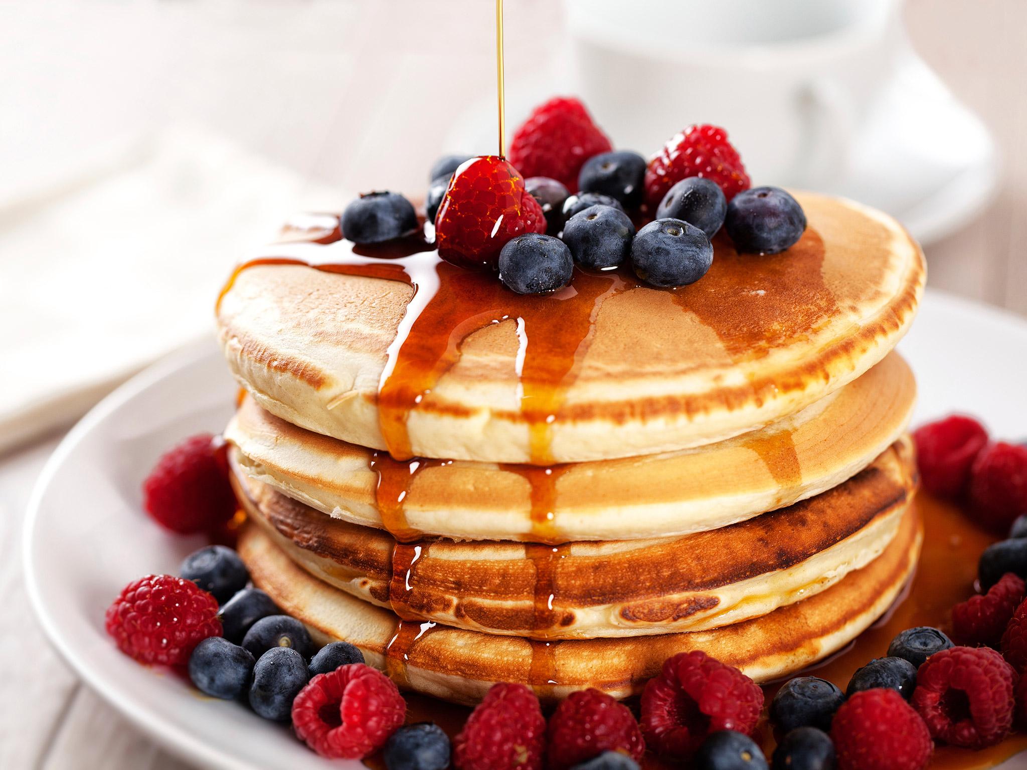 Fluffy Fruit Pancake Haven: Where Pancake Dreams Come True!